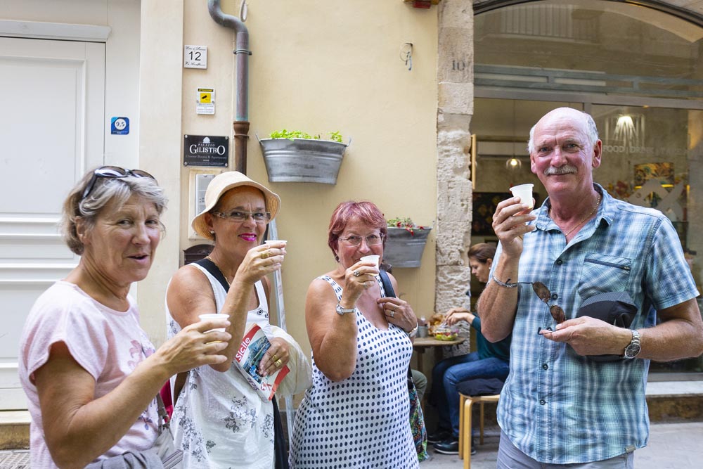 degustazione vendita e produzione Limoncello di Siracusa Sicilia